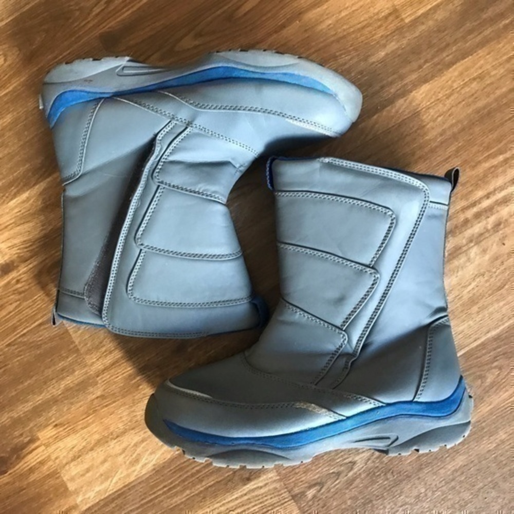 Land’s End Snow Boots Waterproof Velcro Closure Grey Size 7 Youth